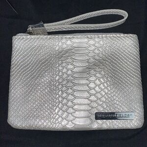 Rodan + Fields Wristlet Womens Silver Snake‎ Pattern Clutch Make Up Bag Purse